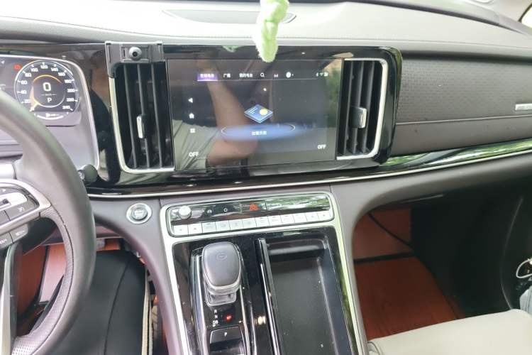 Used GAC Trumpchi M8 2021 Lingxiu Series 390T Ultimate Edition Audio And AC Panel