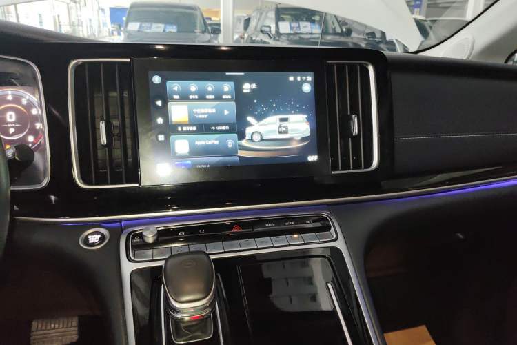 Used GAC Trumpchi M8 2021 Lingxiu Series 390T Deluxe Edition Audio And AC Panel