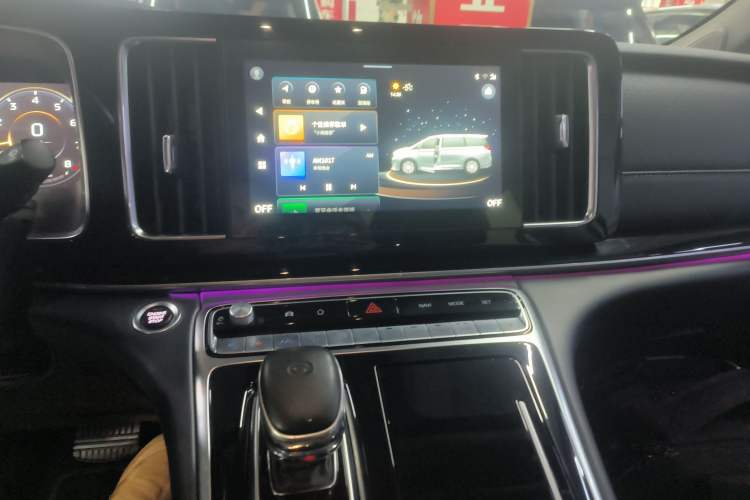 Used GAC Trumpchi M8 2021 Master Series 390T Prestige Edition Audio And AC Panel