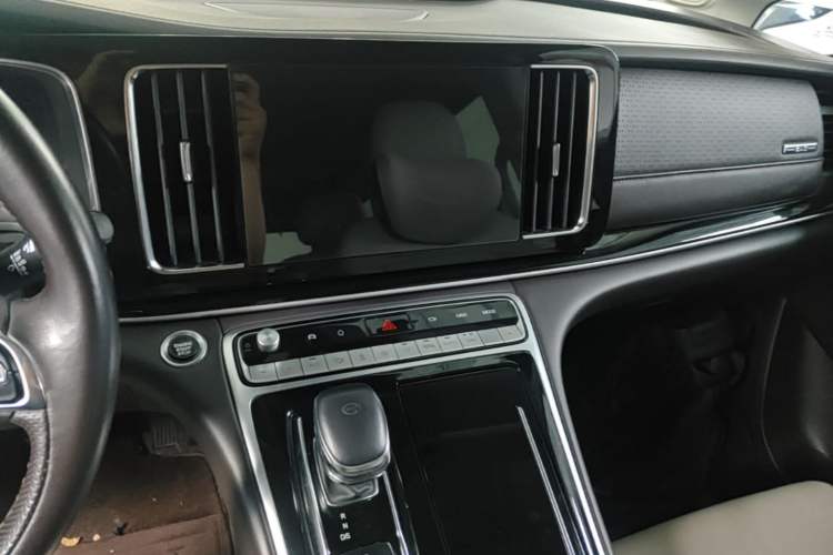 Used GAC Trumpchi M8 2021 Lingxiu Series 390T Ultimate Edition Audio And AC Panel