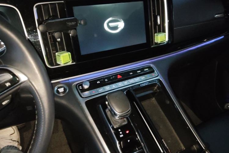 Used GAC Trumpchi M8 2021 Master Series 390T Ultimate Edition Audio And AC Panel