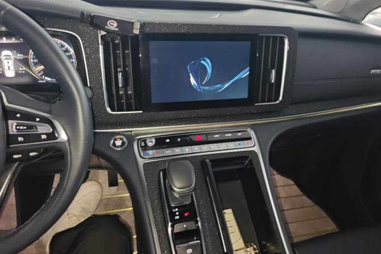 Used GAC Trumpchi M8 2021 Lingxiu Series 390T Deluxe Edition Audio And AC Panel
