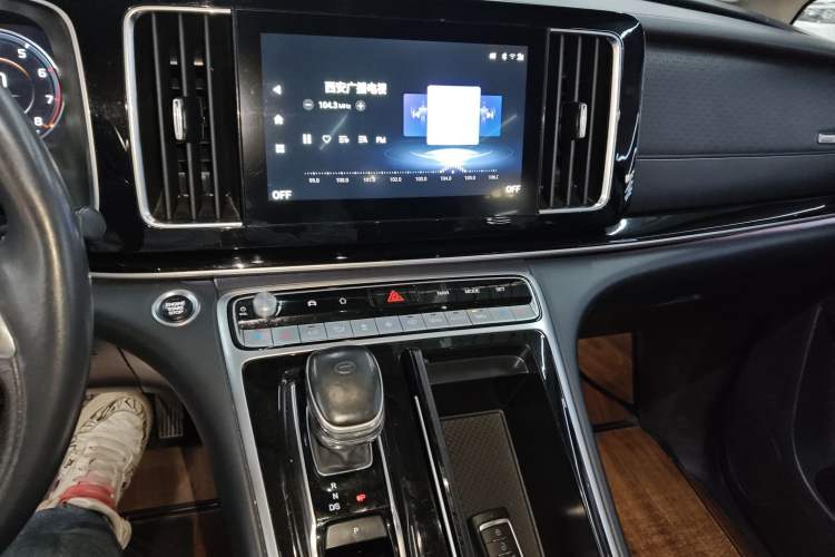 Used GAC Trumpchi M8 2021 Lingxiu Series 390T Deluxe Edition Audio And AC Panel