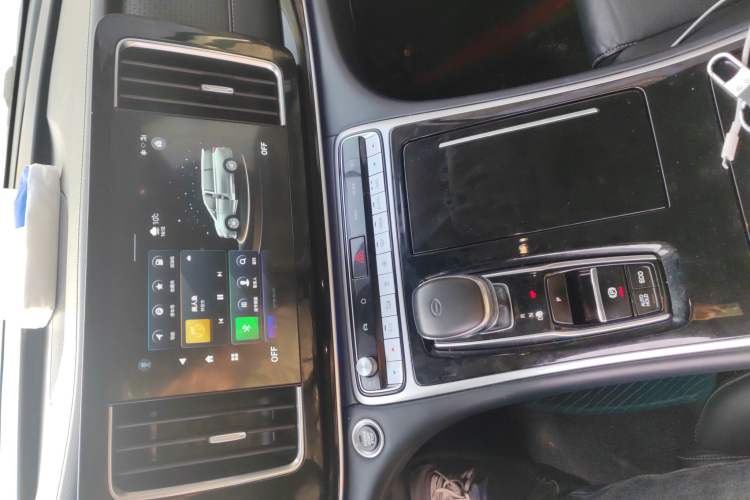 Used GAC Trumpchi M8 2021 Master Series 390T Prestige Edition Audio And AC Panel