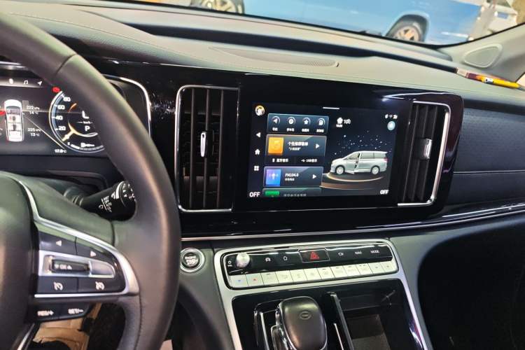 Used GAC Trumpchi M8 2021 Master Series 390T Ultimate Edition Audio And AC Panel