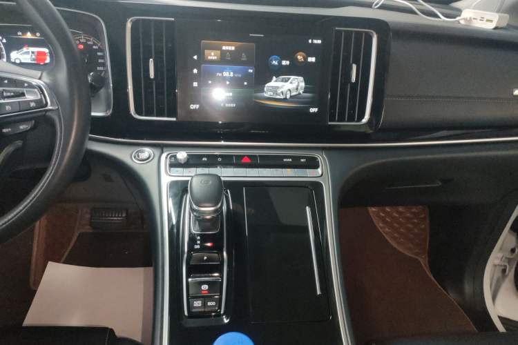 Used GAC Trumpchi M8 2021 Revised Version Lingxiu Series 390T Luxury Edition Audio And AC Panel