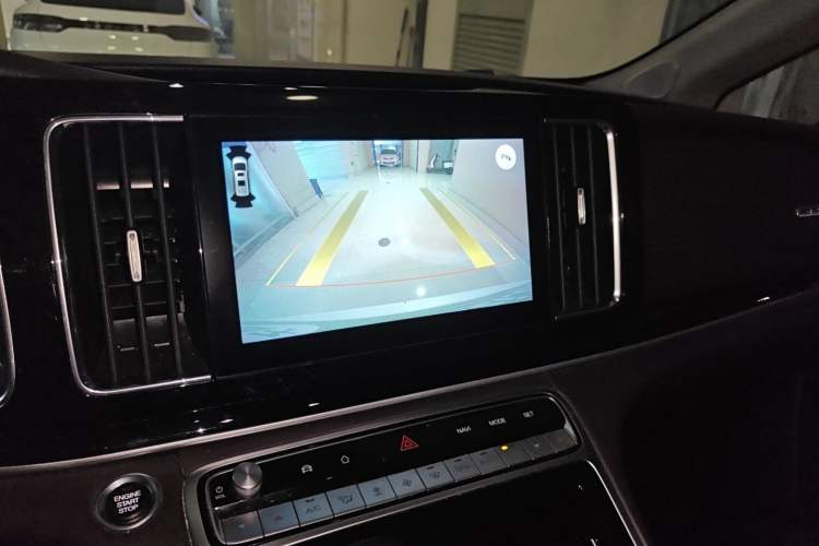 Used GAC Trumpchi M8 2021 Lingxiu Series 390T Deluxe Edition Audio And AC Panel
