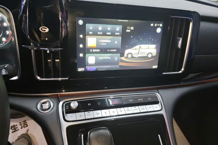 Used GAC Trumpchi M8 2021 Lingxiu Series 390T Deluxe Edition Audio And AC Panel