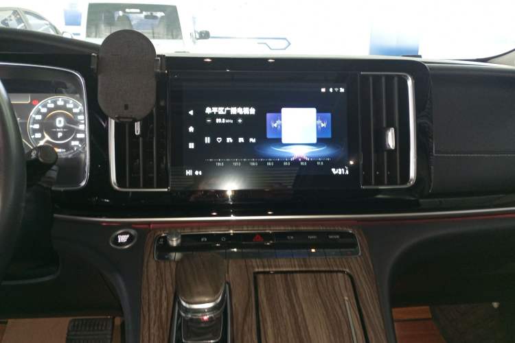 Used GAC Trumpchi M8 2021 Lingxiu Series 390T Ultimate Edition Audio And AC Panel
