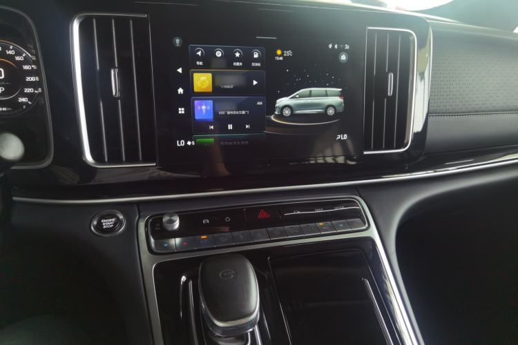 Used GAC Trumpchi M8 2021 Lingxiu Series 390T Ultimate Edition Audio And AC Panel