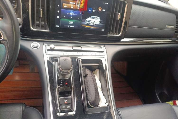 Used GAC Trumpchi M8 2021 Lingxiu Series 390T Deluxe Edition Audio And AC Panel