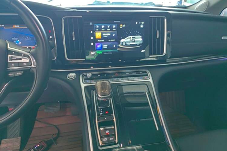 Used GAC Trumpchi M8 2021 Lingxiu Series 390T Deluxe Edition Audio And AC Panel