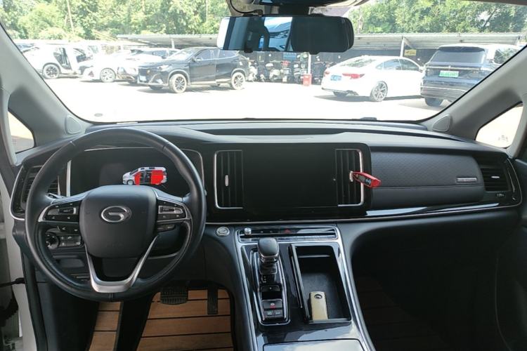 Used GAC Trumpchi M8 2021 Master Series 390T Ultimate Edition Center Console