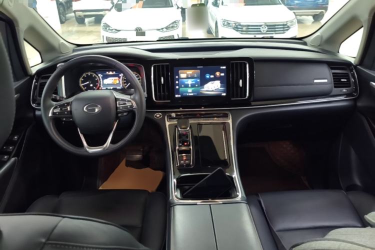 Used GAC Trumpchi M8 2021 Lingxiu Series 390T Deluxe Edition Center Console
