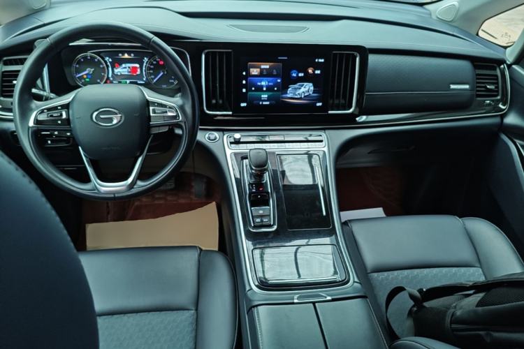 Used GAC Trumpchi M8 2021 Revised Version Lingxiu Series 390T Luxury Edition Center Console