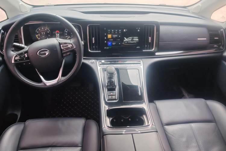 Used GAC Trumpchi M8 2021 Master Series 390T Ultimate Edition Center Console