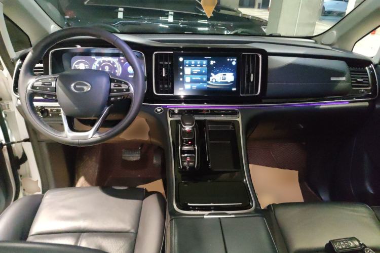 Used GAC Trumpchi M8 2021 Lingxiu Series 390T Deluxe Edition Center Console