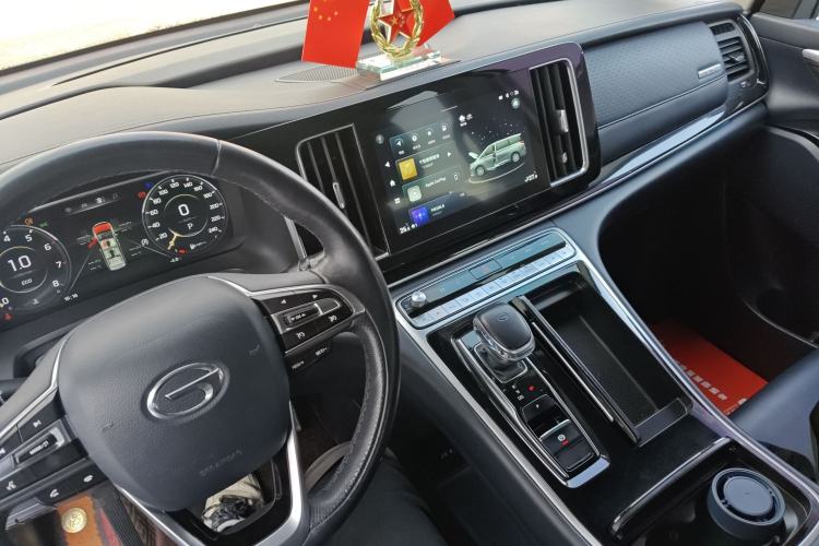 Used GAC Trumpchi M8 2021 Lingxiu Series 390T Ultimate Edition Center Console