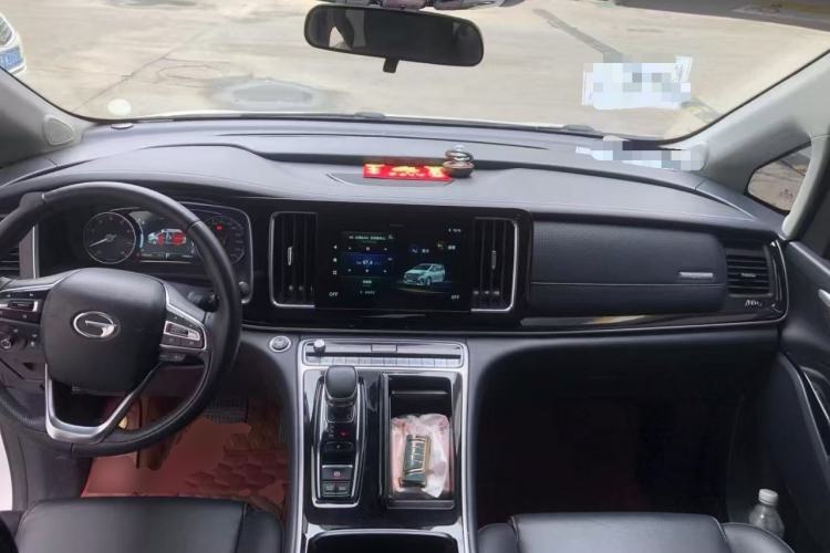 Used GAC Trumpchi M8 2021 Lingxiu Series 390T Deluxe Edition Center Console