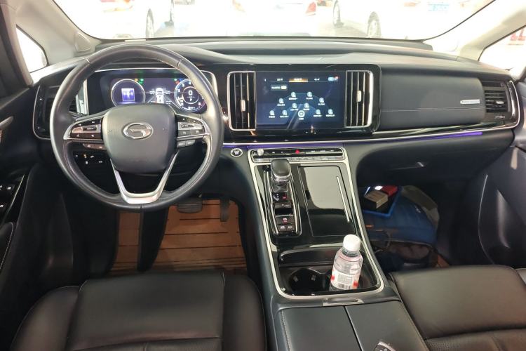 Used GAC Trumpchi M8 2021 Lingxiu Series 390T Deluxe Edition Center Console