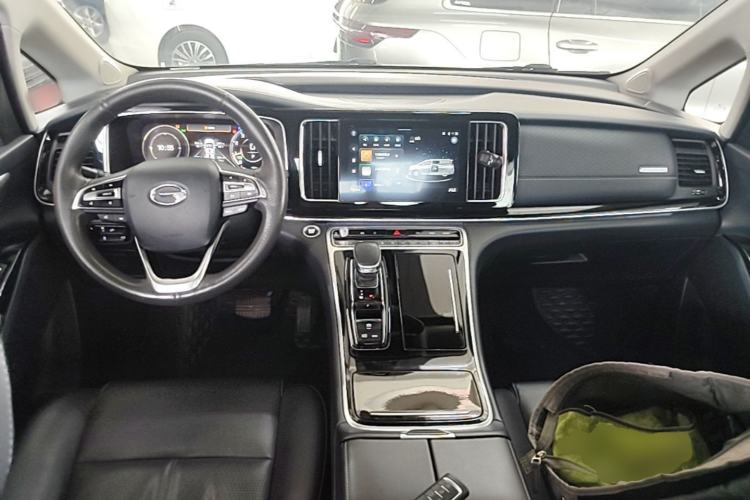Used GAC Trumpchi M8 2021 Master Series 390T Ultimate Edition Center Console