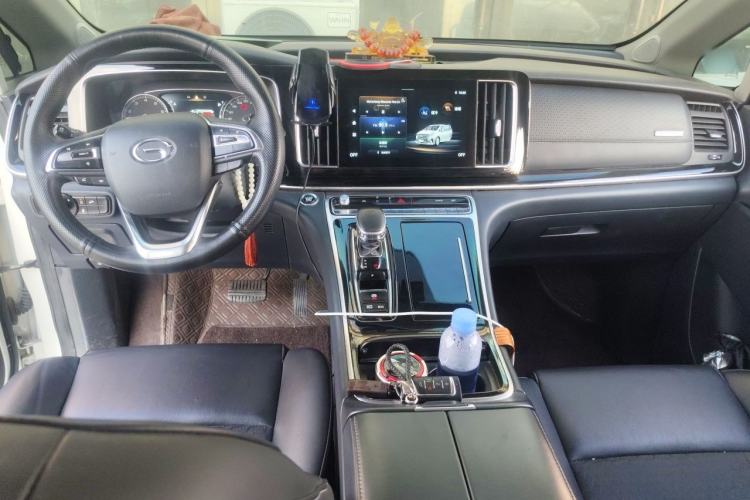 Used GAC Trumpchi M8 2021 Lingxiu Series 390T Luxury Edition Center Console