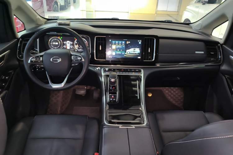 Used GAC Trumpchi M8 2021 Lingxiu Series 390T Ultimate Edition Center Console