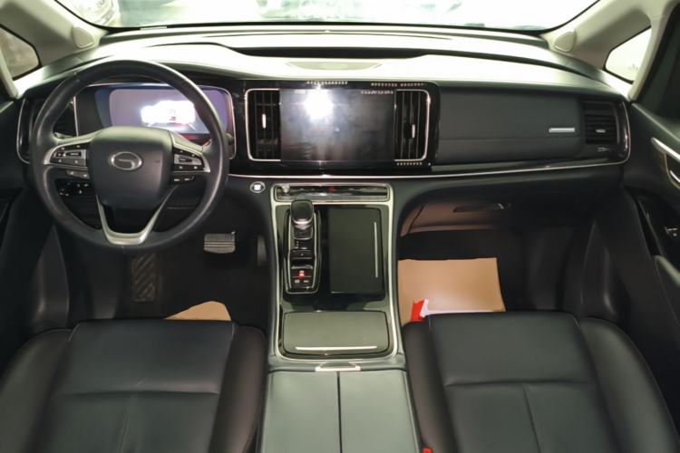 Used GAC Trumpchi M8 2021 Lingxiu Series 390T Deluxe Edition Center Console