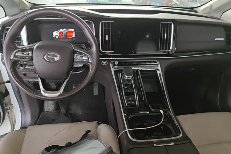 Used GAC Trumpchi M8 2021 Master Series 390T Ultimate Edition Center Console