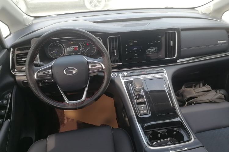 Used GAC Trumpchi M8 2021 Revised Version Lingxiu Series 390T Luxury Edition Center Console