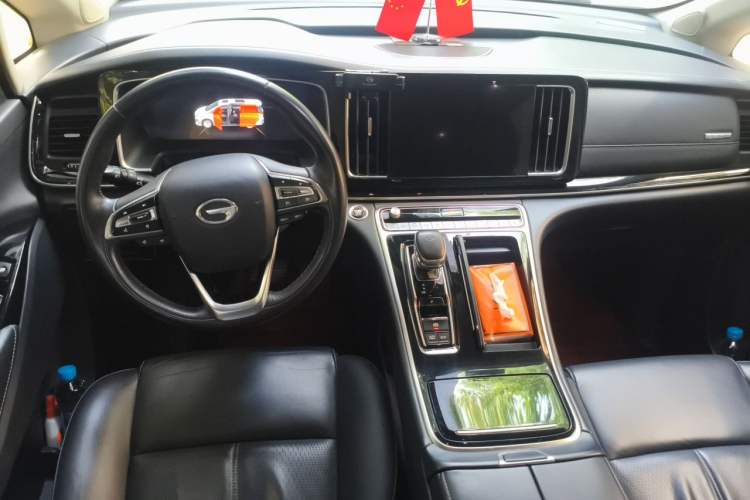 Used GAC Trumpchi M8 2021 Lingxiu Series 390T Deluxe Edition Center Console