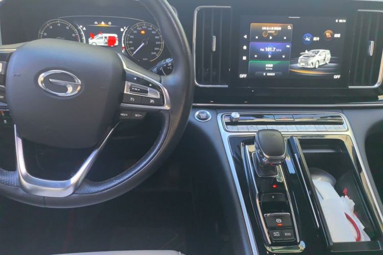 Used GAC Trumpchi M8 2021 Lingxiu Series 390T Deluxe Edition Center Console