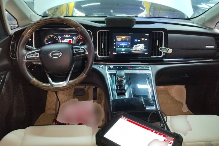 Used GAC Trumpchi M8 2021 Revised Version Lingxiu Series 390T Luxury Edition Center Console