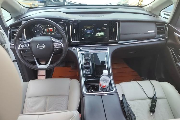 Used GAC Trumpchi M8 2021 Lingxiu Series 390T Deluxe Edition Center Console