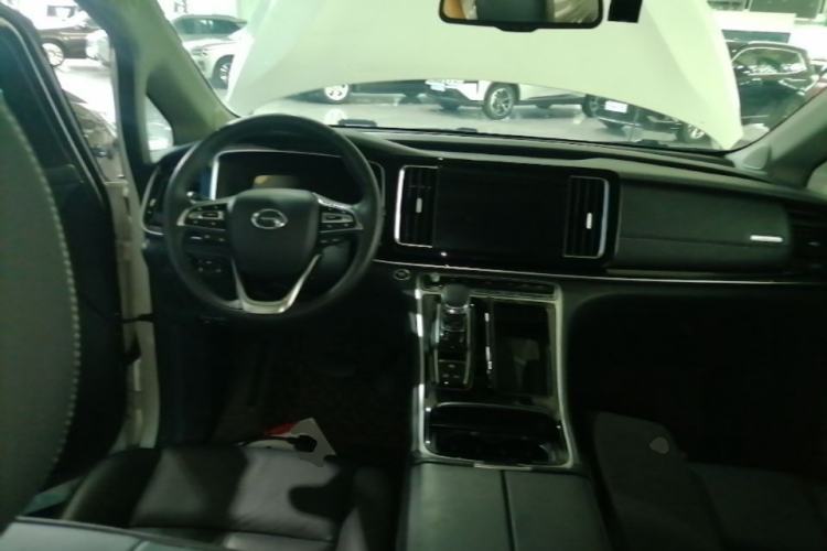 Used GAC Trumpchi M8 2021 Master Series 390T Ultimate Edition Center Console
