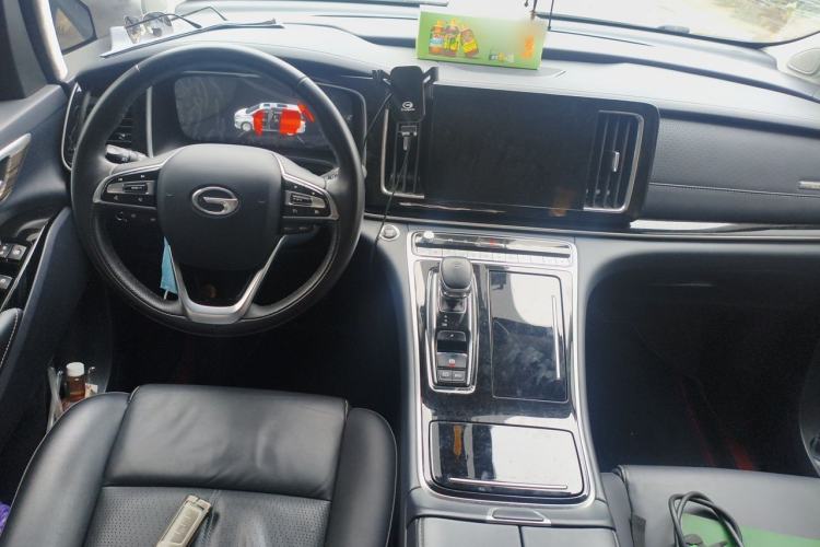 Used GAC Trumpchi M8 2021 Lingxiu Series 390T Deluxe Edition Center Console