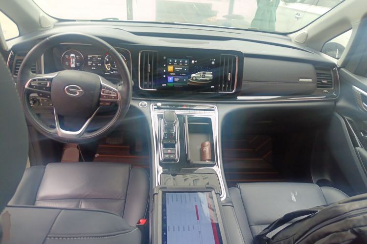 Used GAC Trumpchi M8 2021 Lingxiu Series 390T Ultimate Edition Center Console