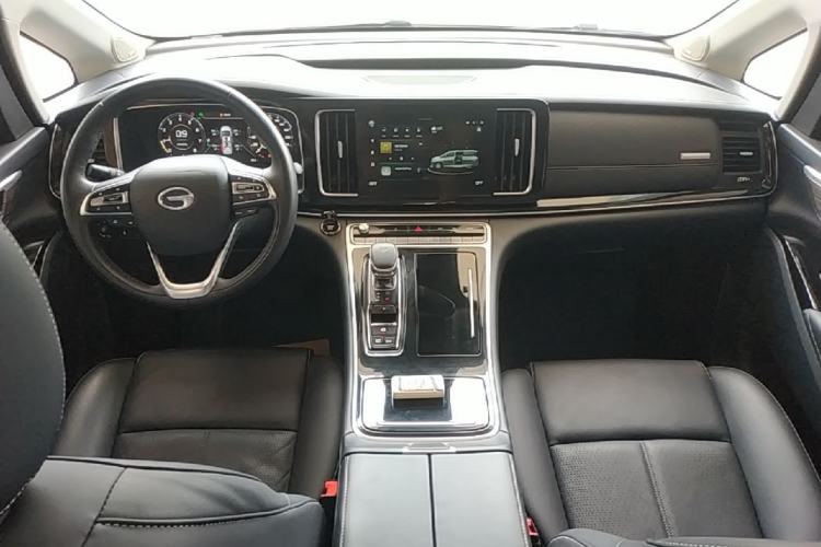Used GAC Trumpchi M8 2021 Lingxiu Series 390T Flagship Edition Center Console