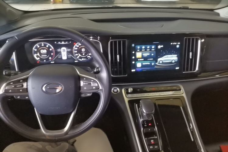 Used GAC Trumpchi M8 2021 Lingxiu Series 390T Ultimate Edition Center Console