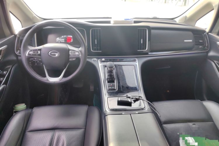 Used GAC Trumpchi M8 2021 Master Series 390T Prestige Edition Center Console
