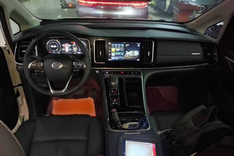 Used GAC Trumpchi M8 2021 Lingxiu Series 390T Ultimate Edition Center Console