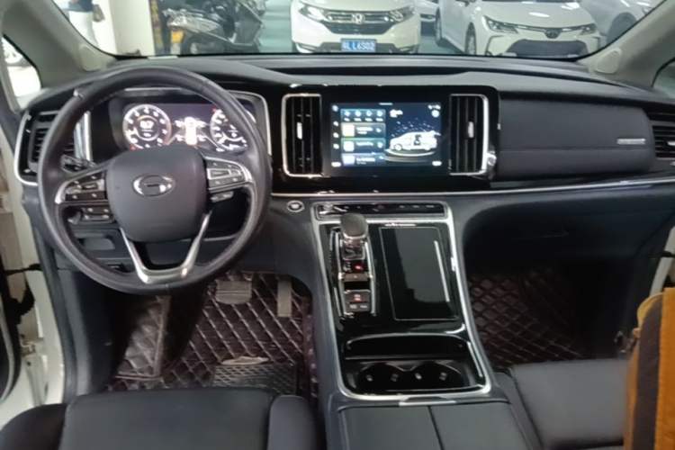 Used GAC Trumpchi M8 2021 Master Series 390T Ultimate Edition Center Console