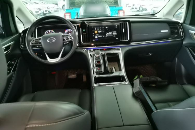 Used GAC Trumpchi M8 2021 Lingxiu Series 390T Deluxe Edition Center Console