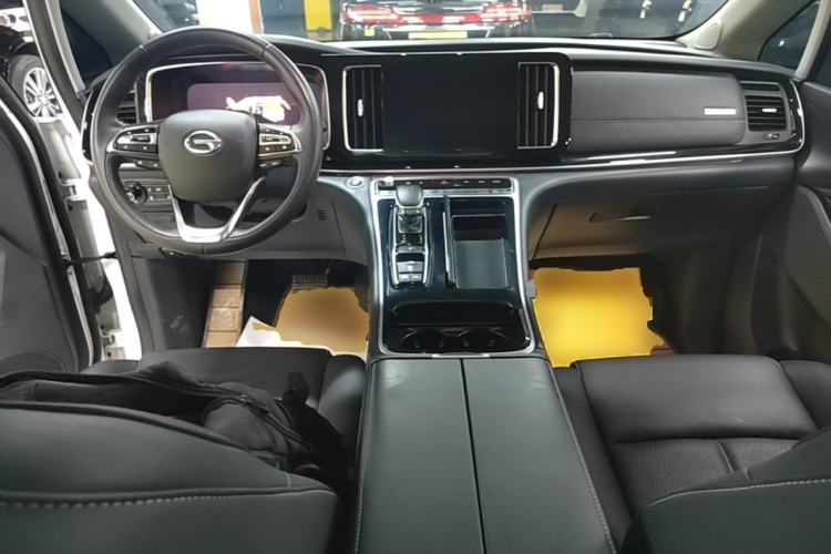 Used GAC Trumpchi M8 2021 Lingxiu Series 390T Ultimate Edition Center Console