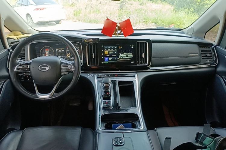 Used GAC Trumpchi M8 2021 Lingxiu Series 390T Deluxe Edition Center Console