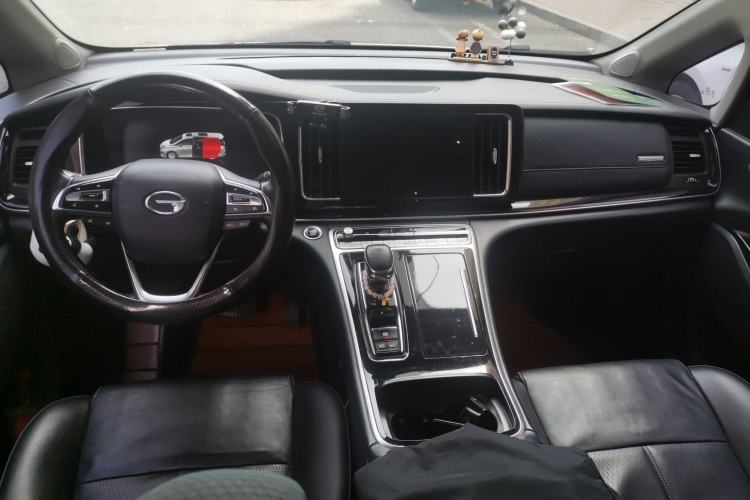 Used GAC Trumpchi M8 2021 Lingxiu Series 390T Ultimate Edition Center Console