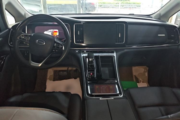 Used GAC Trumpchi M8 2021 Master Series 390T Ultimate Edition Center Console