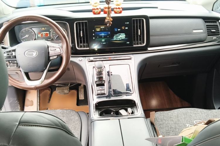 Used GAC Trumpchi M8 2021 Lingxiu Series 390T Deluxe Edition Center Console