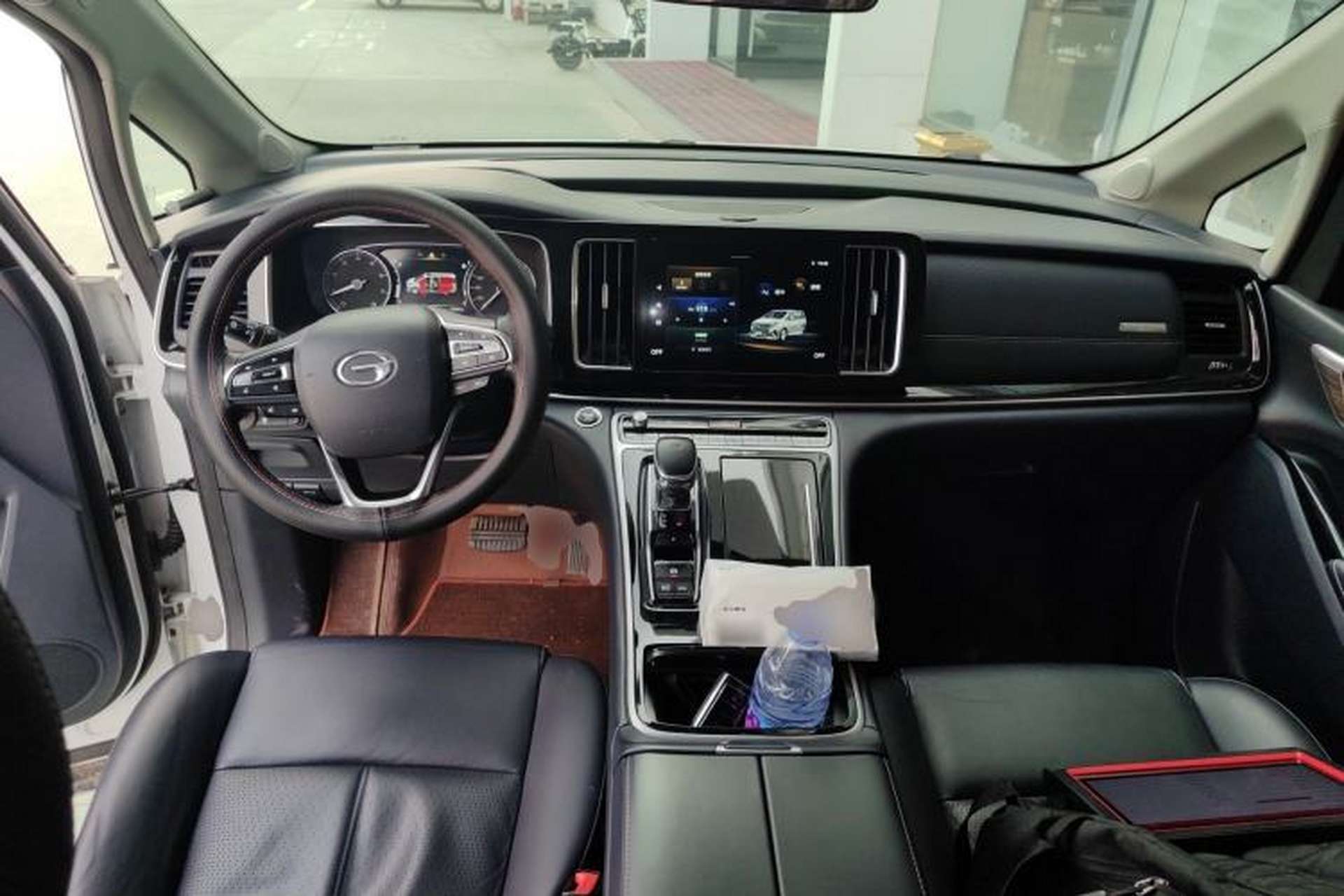 Used GAC Trumpchi M8 2021 Lingxiu Series 390T Deluxe Edition Center Console