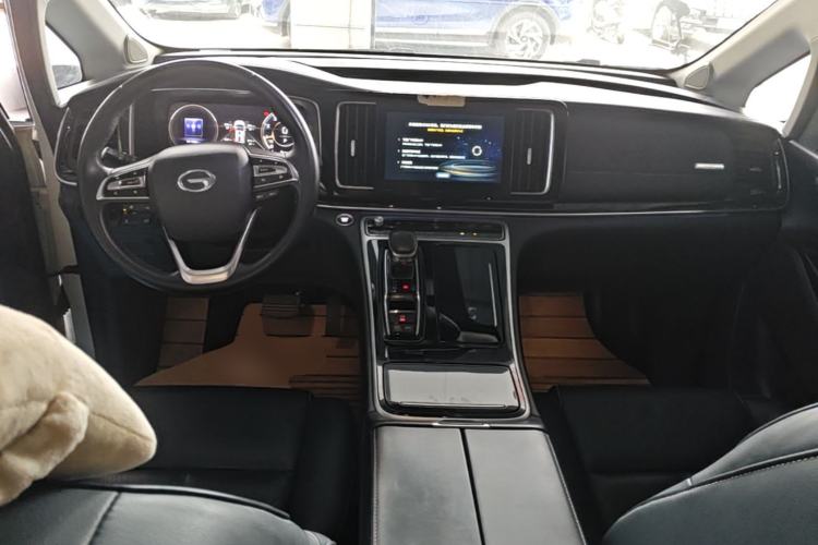Used GAC Trumpchi M8 2021 Master Series 390T Ultimate Edition Center Console